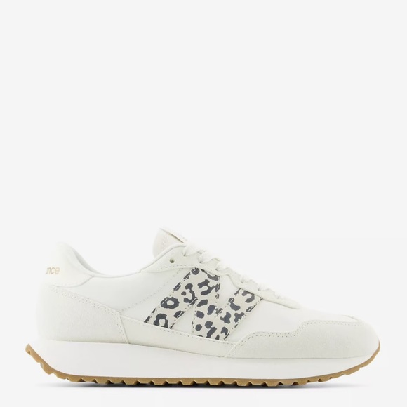 New Balance 237 Sneaker - Women's - Picture 8 of 9